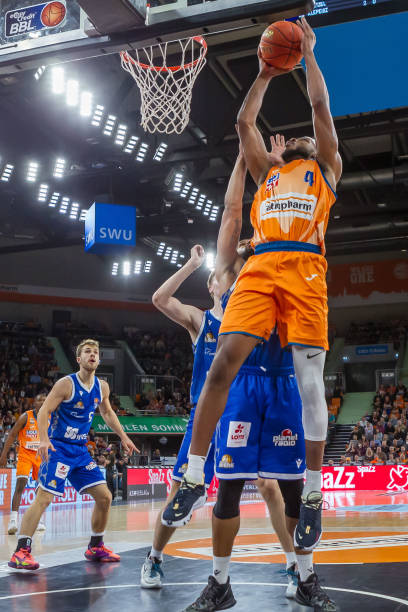 已经吹响 已经吹响