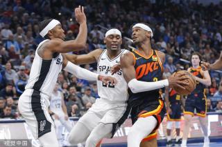 攻防两端均 攻防两端均